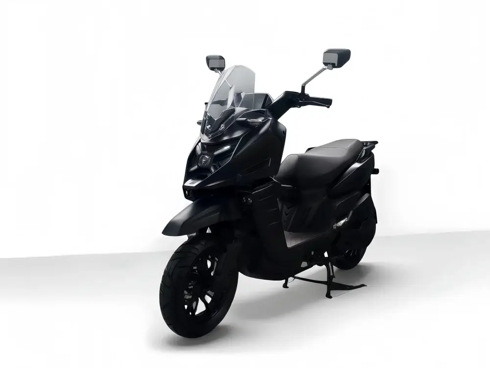 ZM-E01 — Maxi-scooter électrique premium